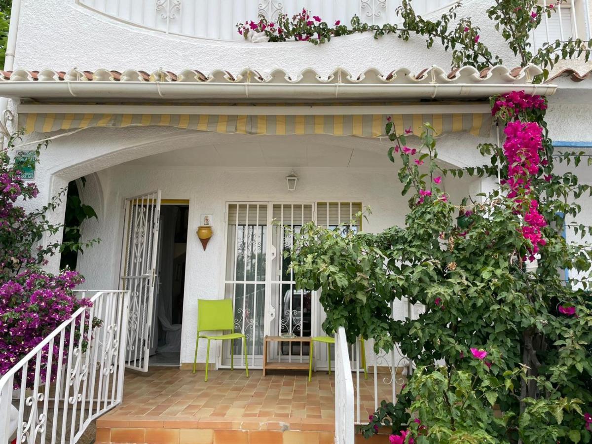 Leones Villa Empuriabrava Bagian luar foto